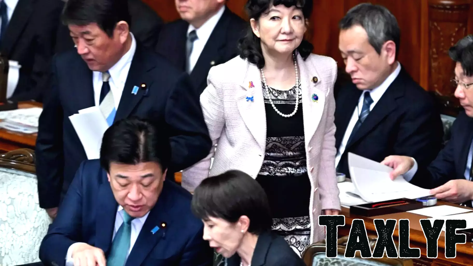 Japan Maintaining Close Dialogue With U.S. on Forex, Finance Minister Says