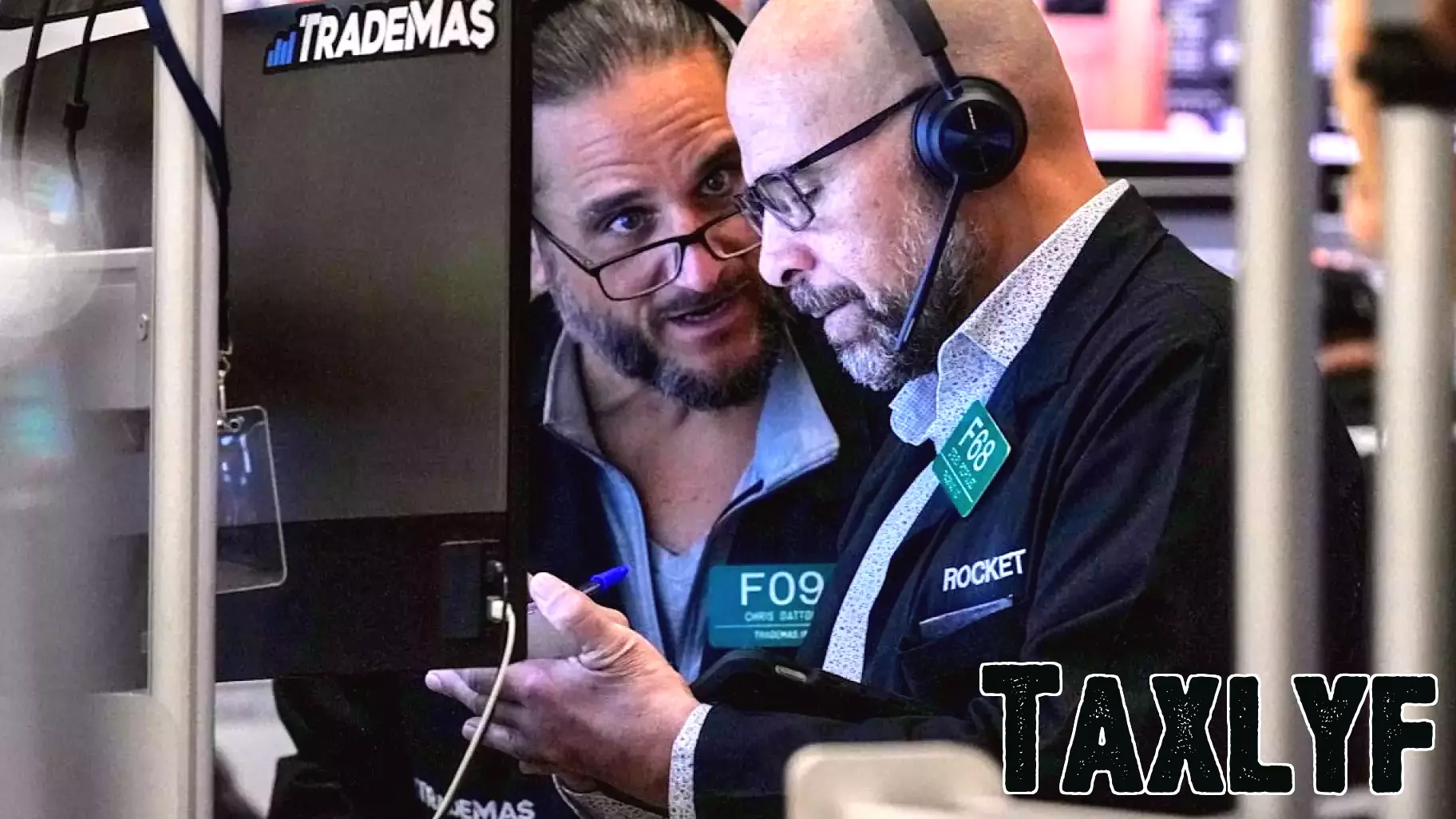 Stock market today: Dow drops 800 points as S&P 500, Nasdaq slide on Trump tariff fears, AI 'scare trade'