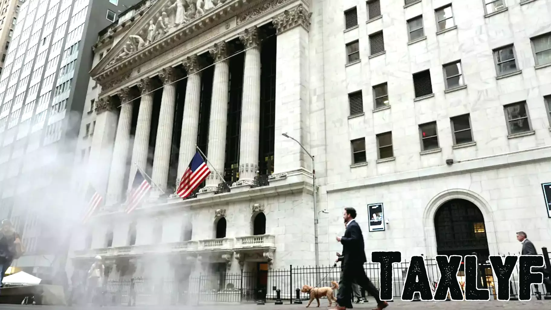 US Stock Futures Show Modest Gains Amid Earnings Reports and Trade Tensions