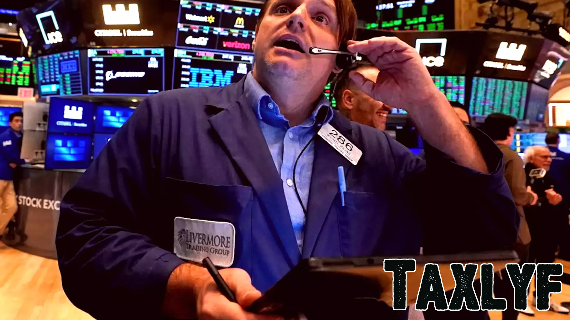 US Stock Market Experiences Mixed Performance Amid Strong Earnings