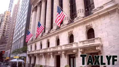 ADP Private Payrolls Highlight Economic Landscape Amid Prolonged US Shutdown