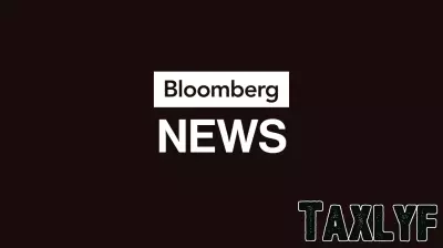 HK Finance Stocks Eye Best Month in Two Years as Tech Hopes Wane