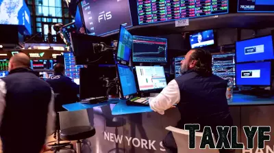 Major Indices Decline as AI Stock Valuation Concerns Intensify